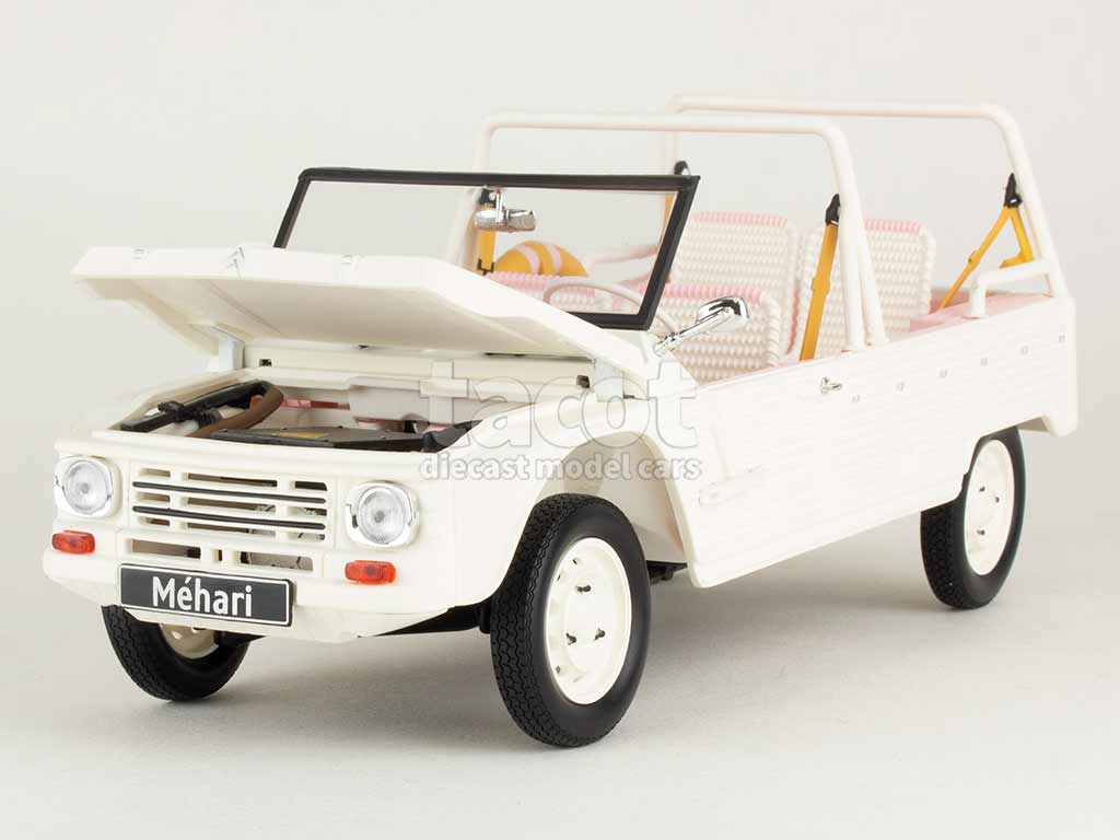 106718 Citroën Méhari Electric Hotel Martinez 2023