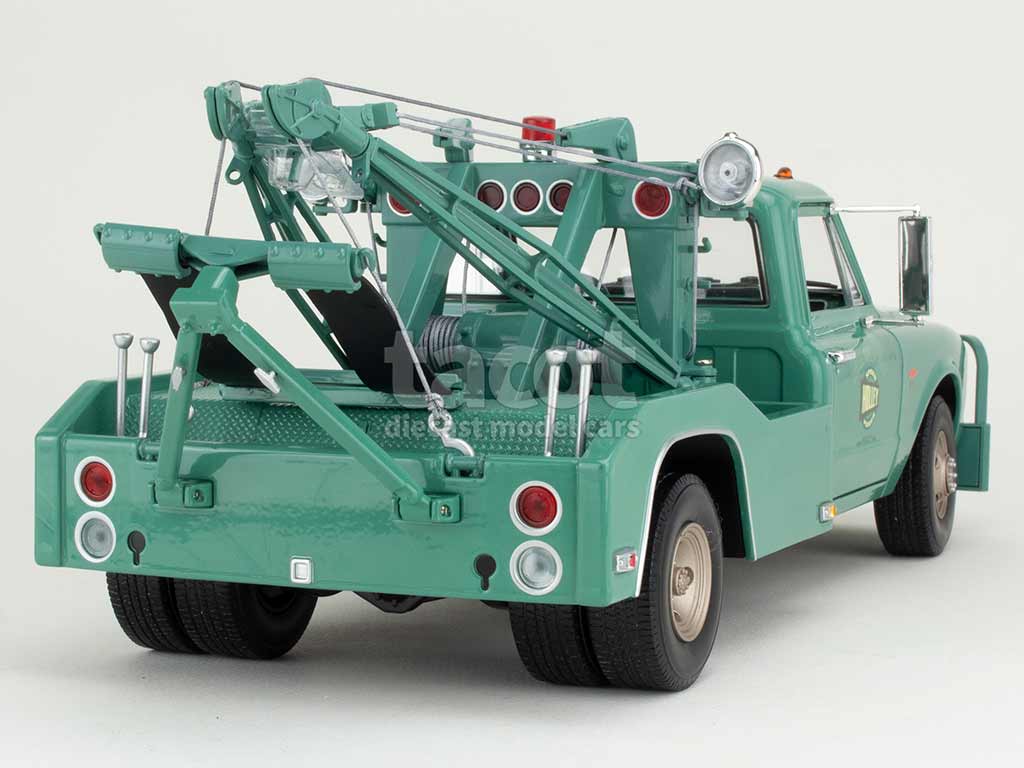 106721 Chevrolet C-30 D&eacute;panneuse 1967