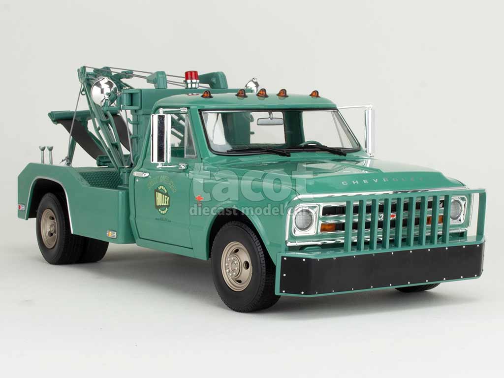 106721 Chevrolet C-30 D&eacute;panneuse 1967