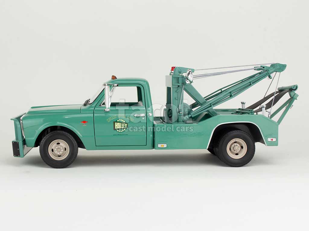 106721 Chevrolet C-30 D&eacute;panneuse 1967