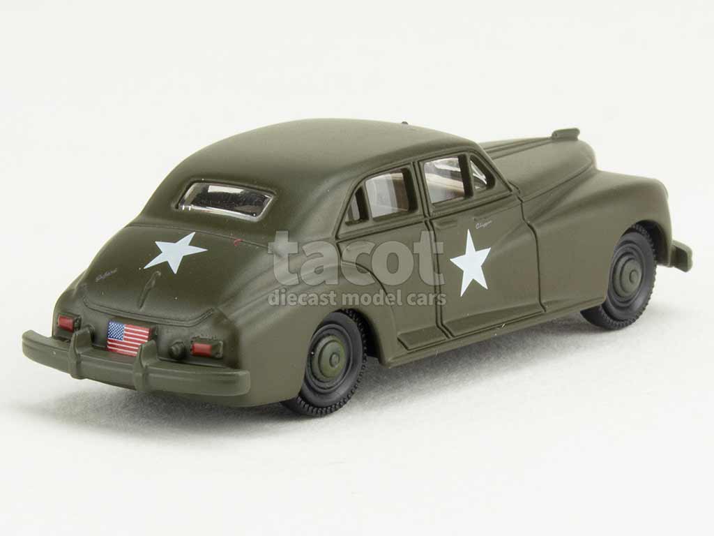 106748 Packard Clipper Touring Sedan 1942