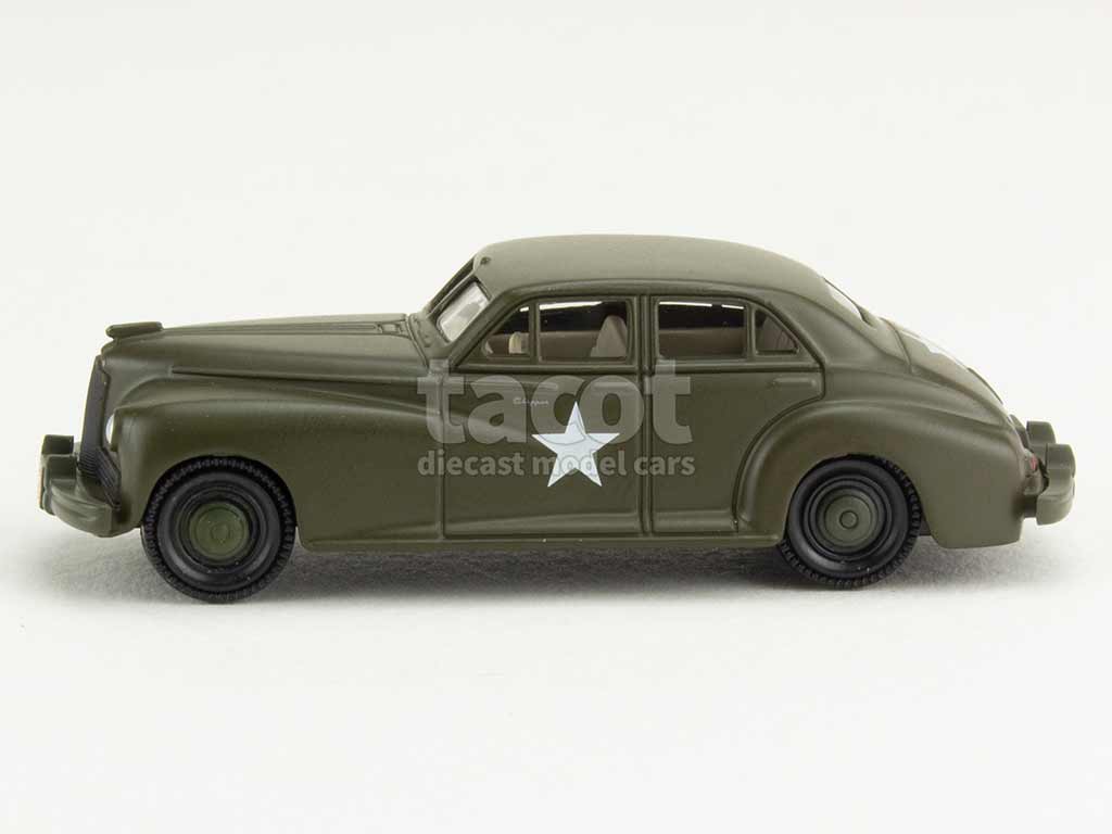 106748 Packard Clipper Touring Sedan 1942