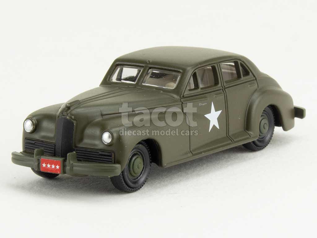 106748 Packard Clipper Touring Sedan 1942