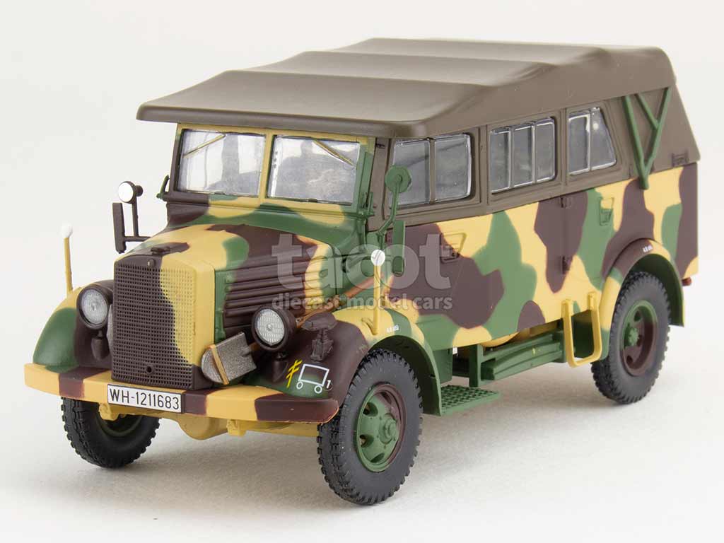106776 Mercedes L1500A Kfz.70 Military 1944