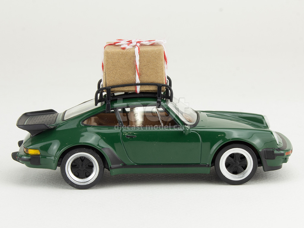 106806 Porsche 911 Turbo Christmas 1978