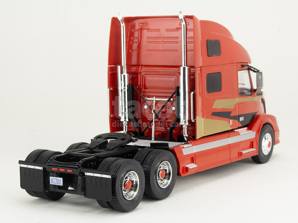 106823 Volvo VNL 730 Tracteur 2010