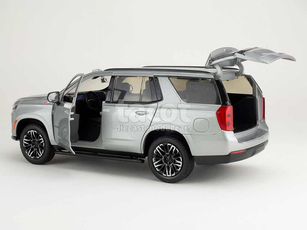 106836 Chevrolet Tahoe Z71 2025