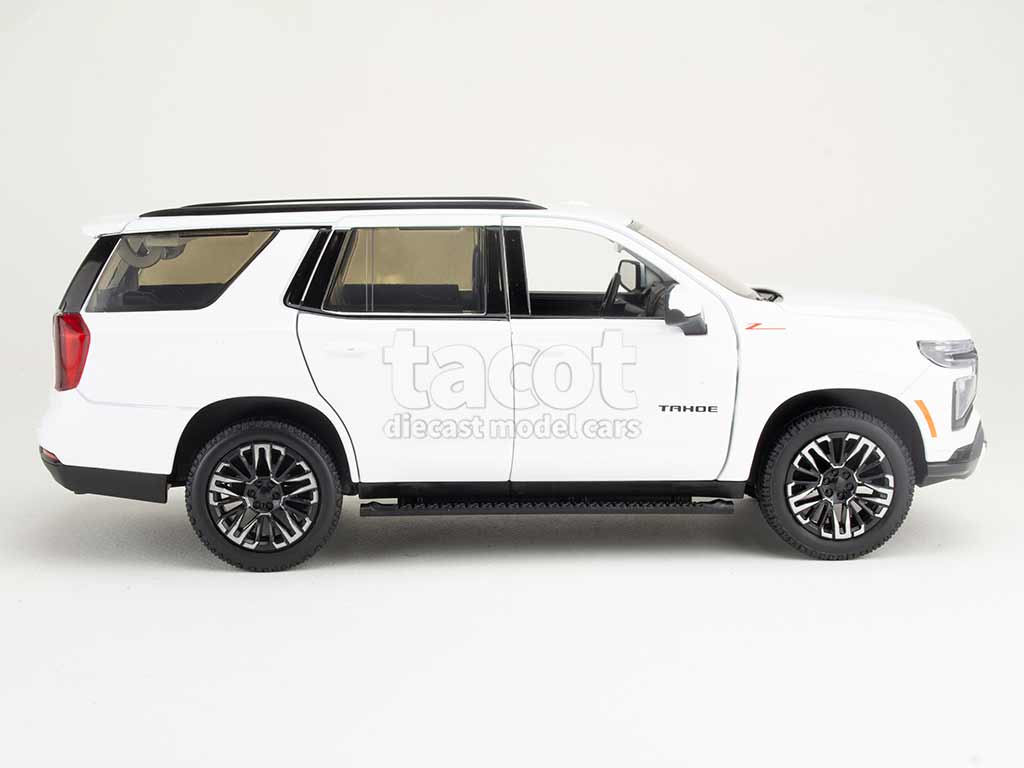 106838 Chevrolet Tahoe Z71 2025