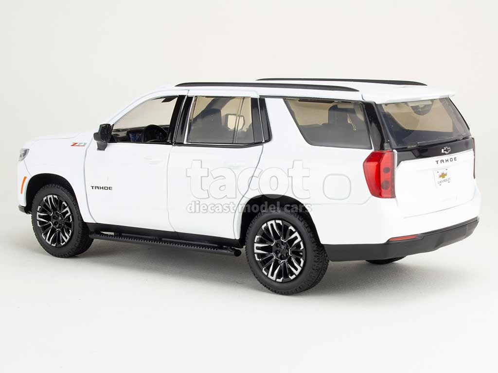 106838 Chevrolet Tahoe Z71 2025