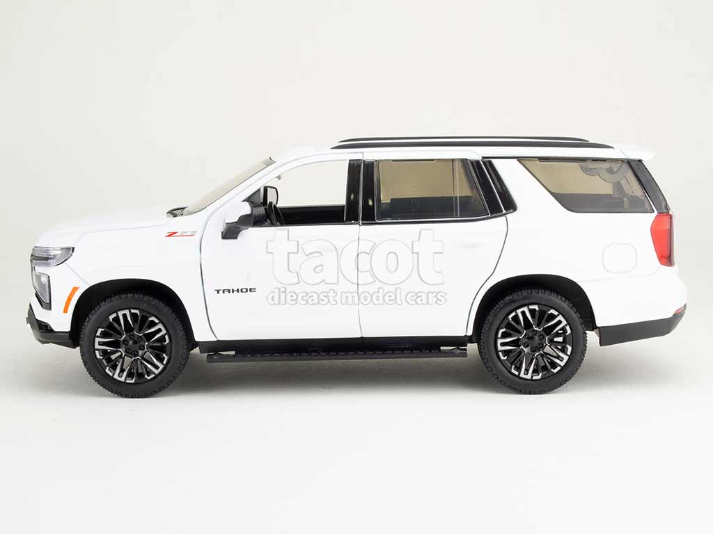 106838 Chevrolet Tahoe Z71 2025