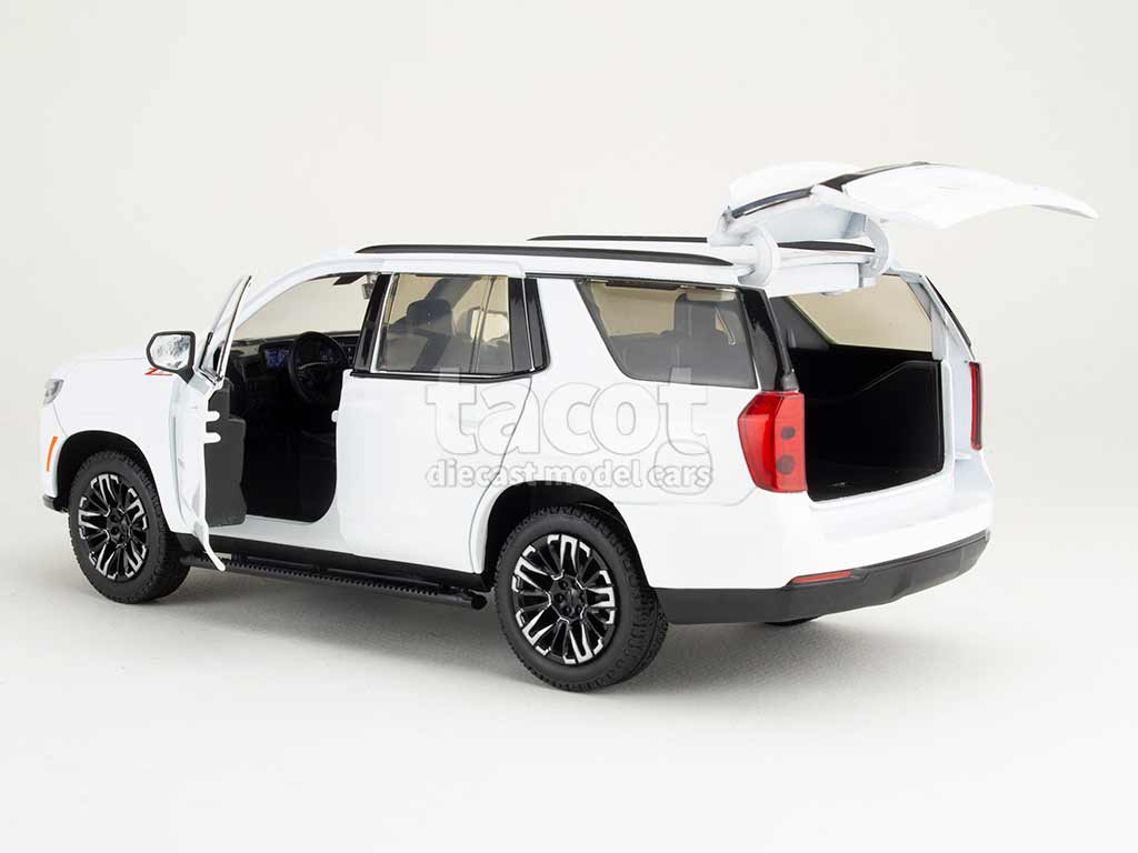 106838 Chevrolet Tahoe Z71 2025