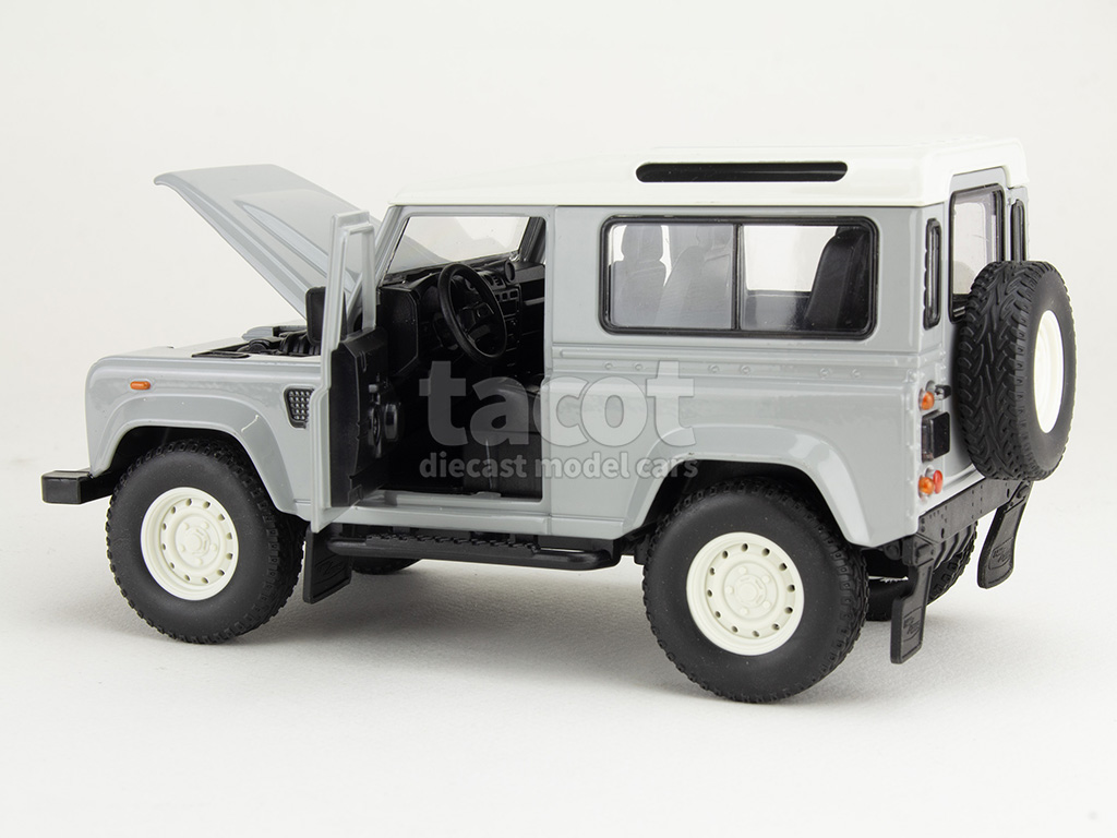 106845 Land Rover Defender