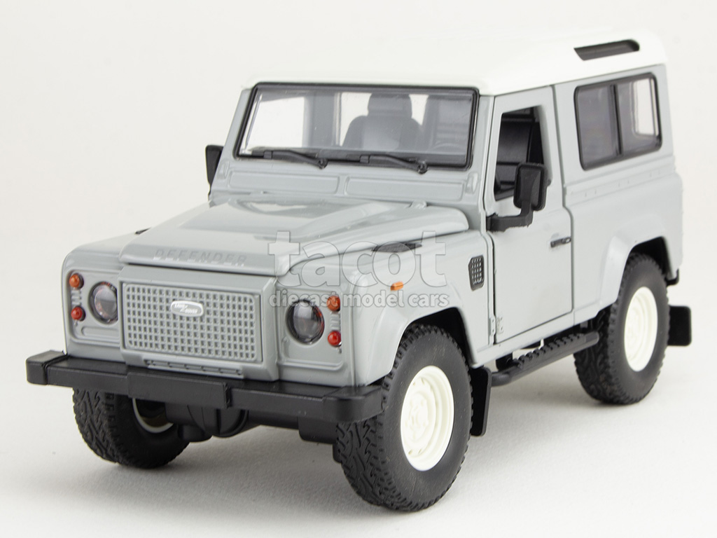 106845 Land Rover Defender