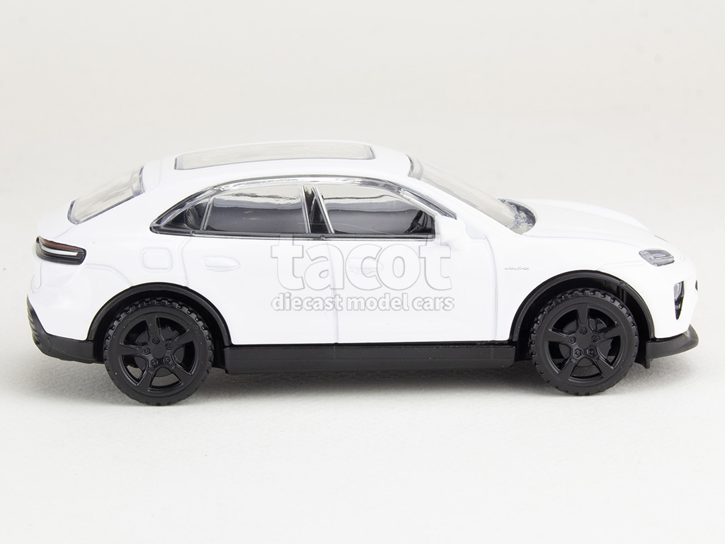 106856 Porsche New Macan 2025