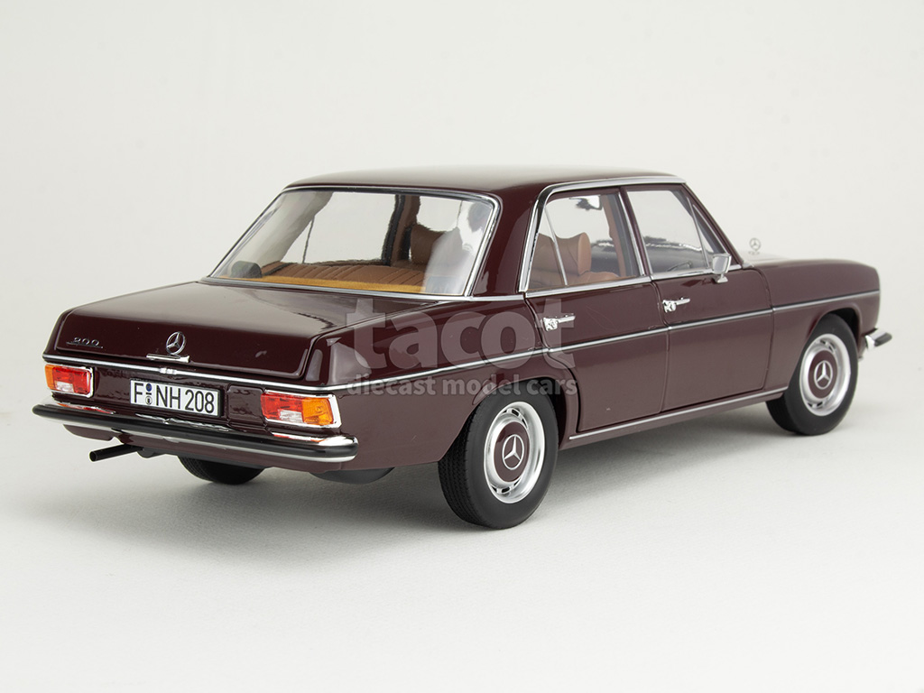 106872 Mercedes 200/ W115 1968