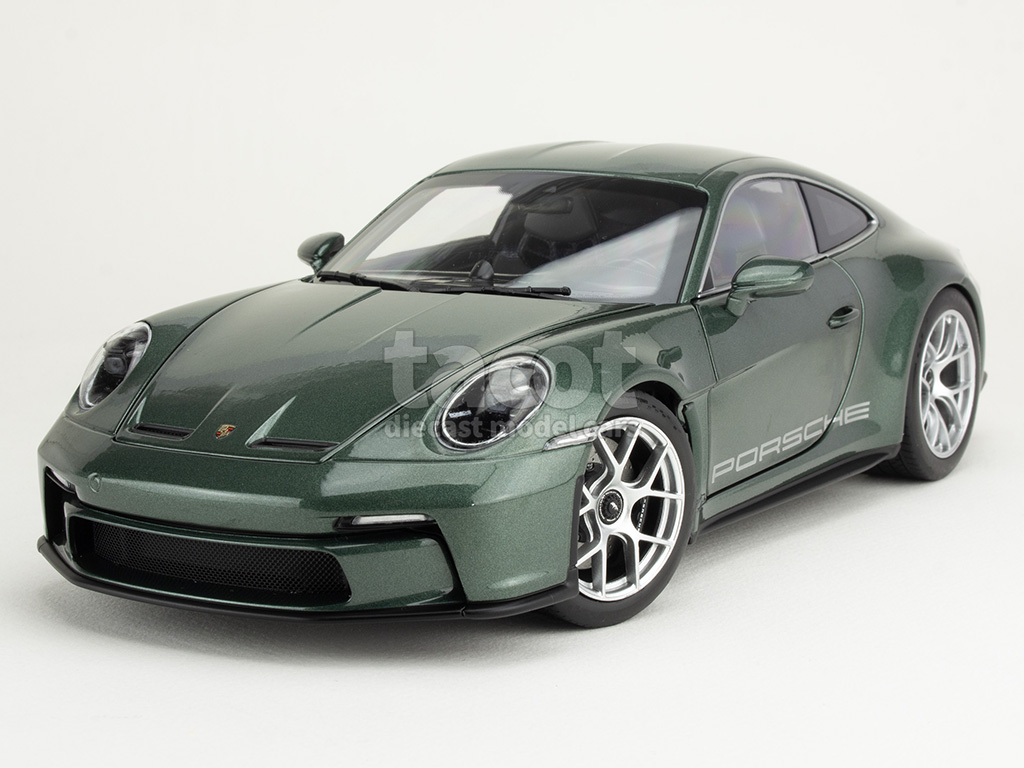 106874 Porsche 911/992 S/T 2023