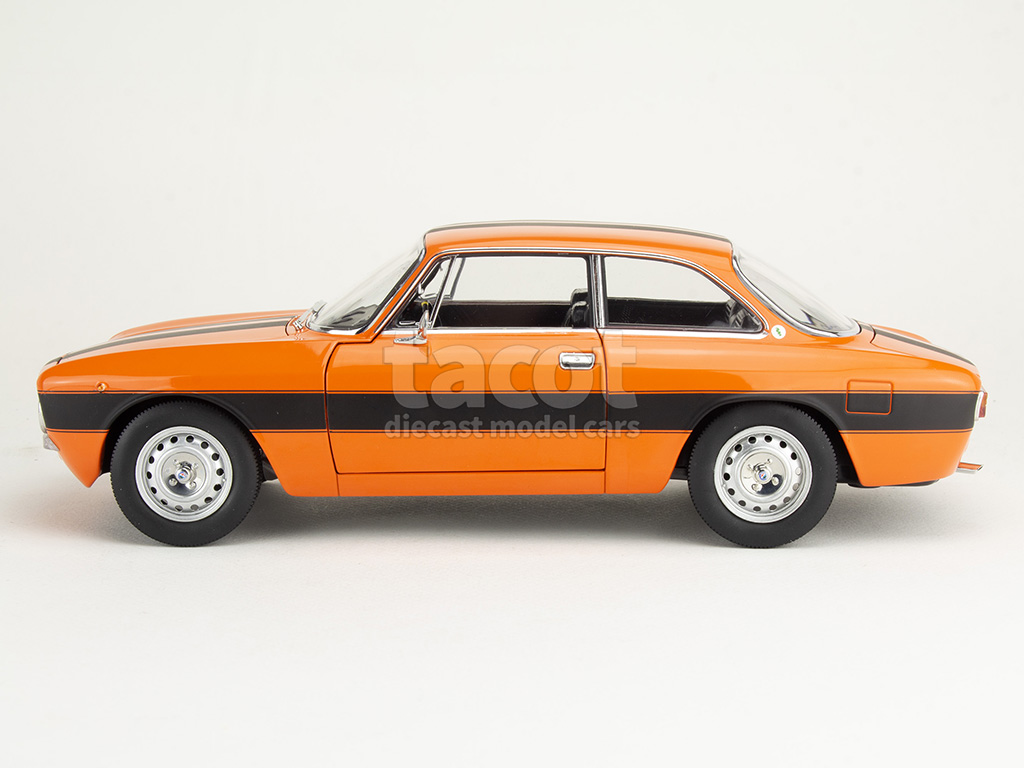 106879 Alfa Romeo 2000 GTV 1973