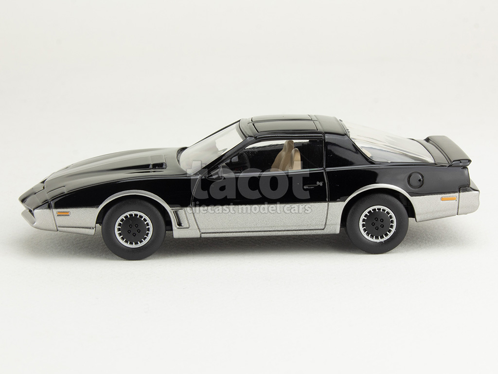 106882 Pontiac Firebird Karr 1982