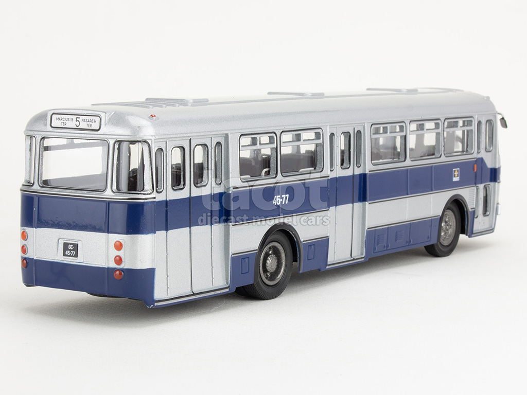 106886 Ikarus 556 Autobus