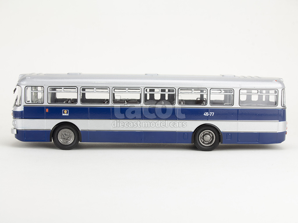 106886 Ikarus 556 Autobus