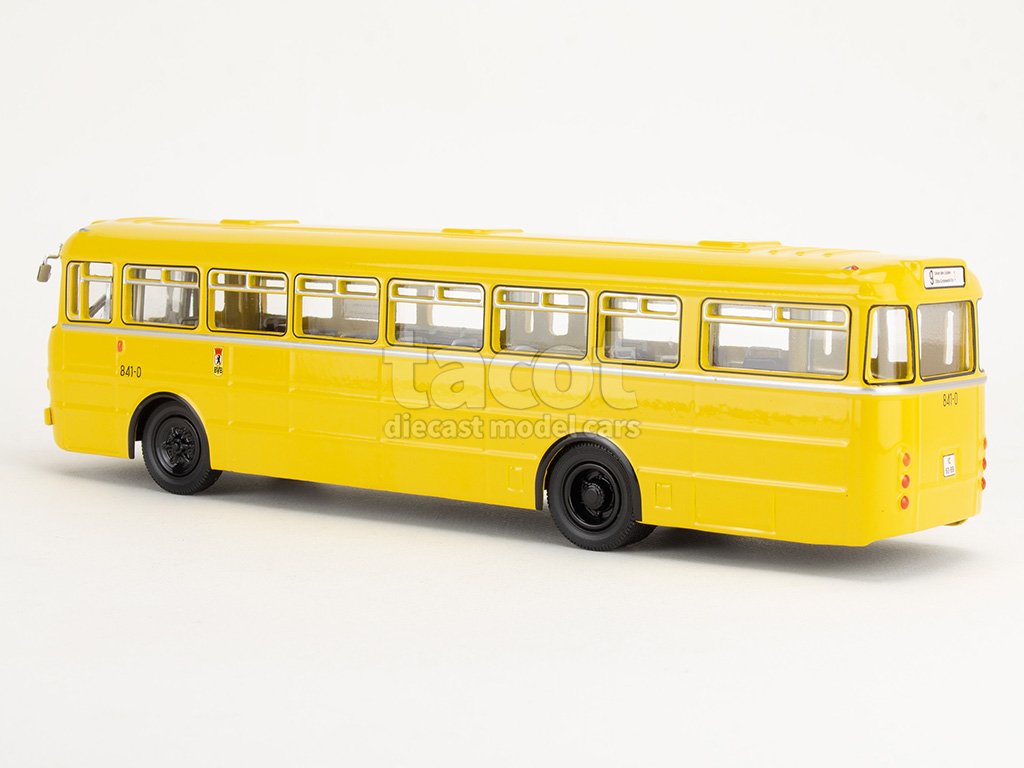 106887 Ikarus 556 Autobus