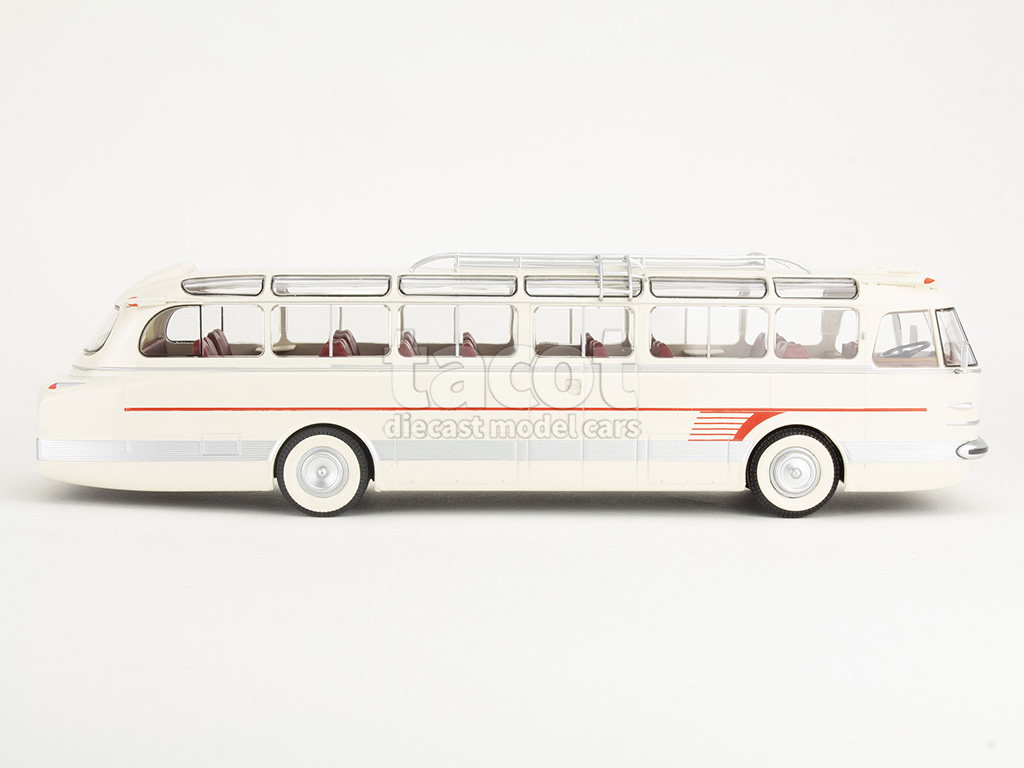 106888 Ikarus 55-53 Autobus