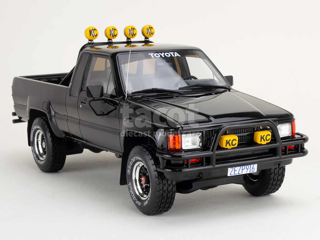 106948 Toyota Hilux SR5 Pick-Up 1985