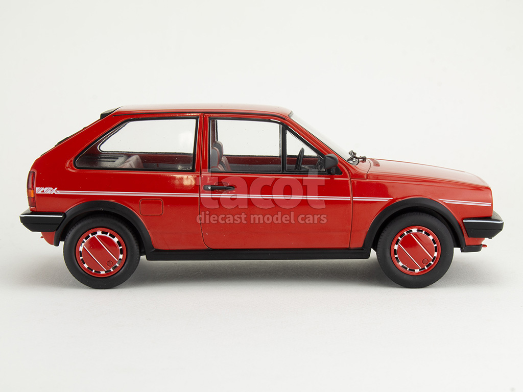 106953 Volkswagen Polo II Fox 1985