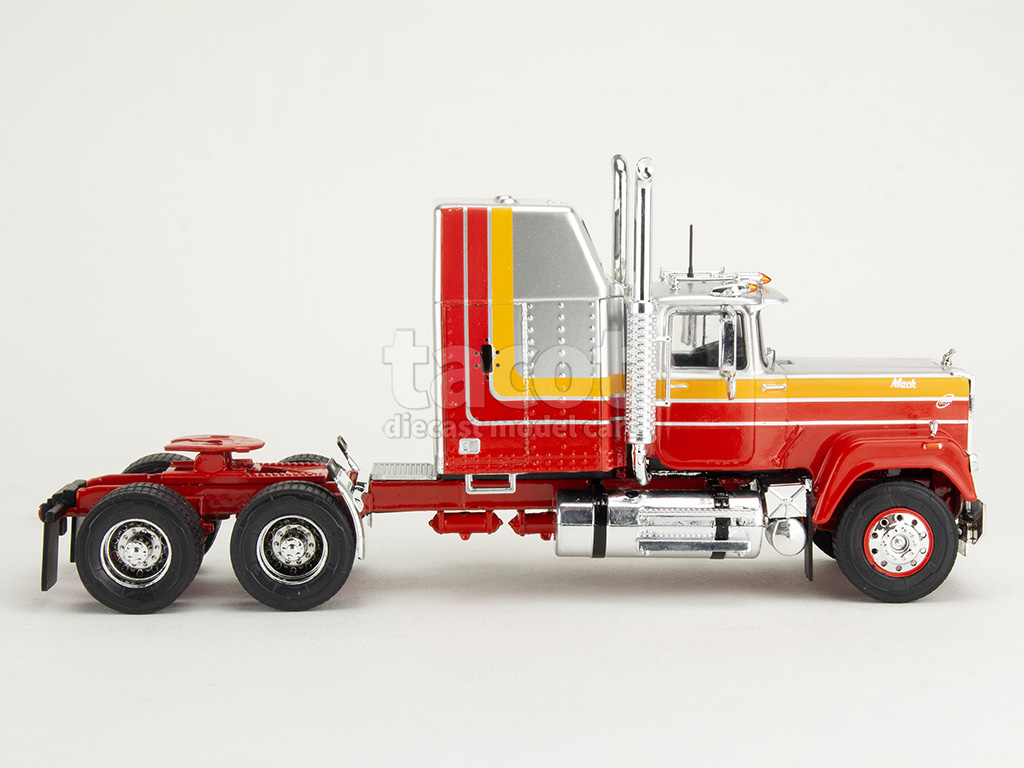 106964 Mack Superliner Magnum Tracteur 1985