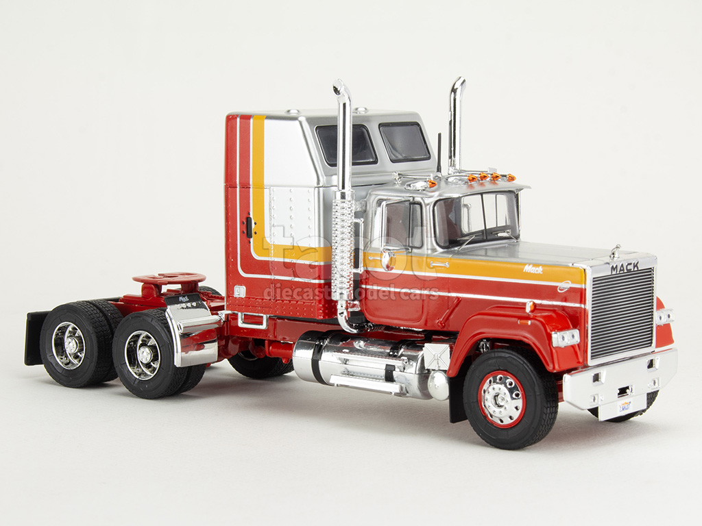 106964 Mack Superliner Magnum Tracteur 1985