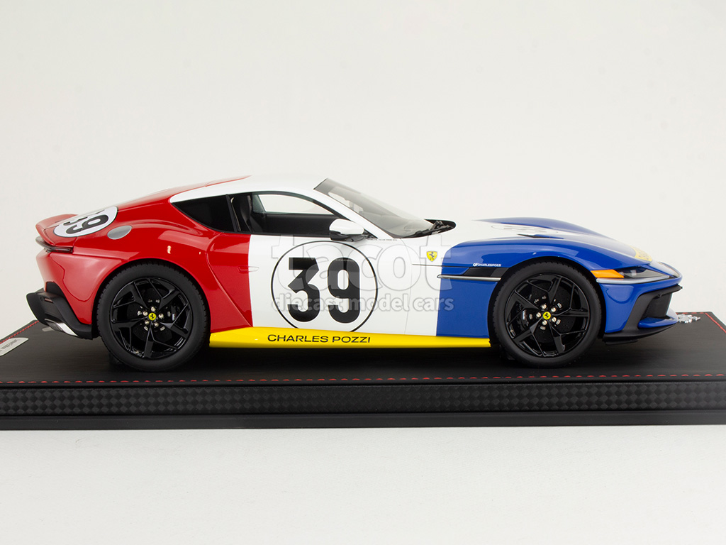 106969 Ferrari 12 Cilindri 2024