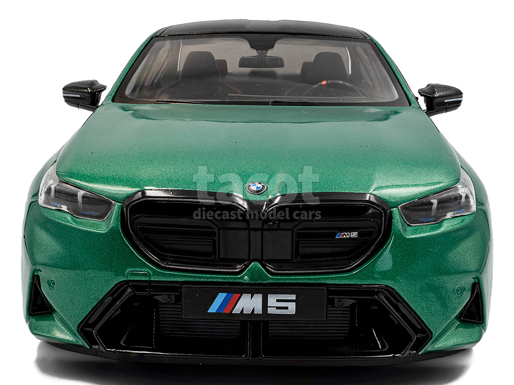 106981 BMW New M5/ G60 2025