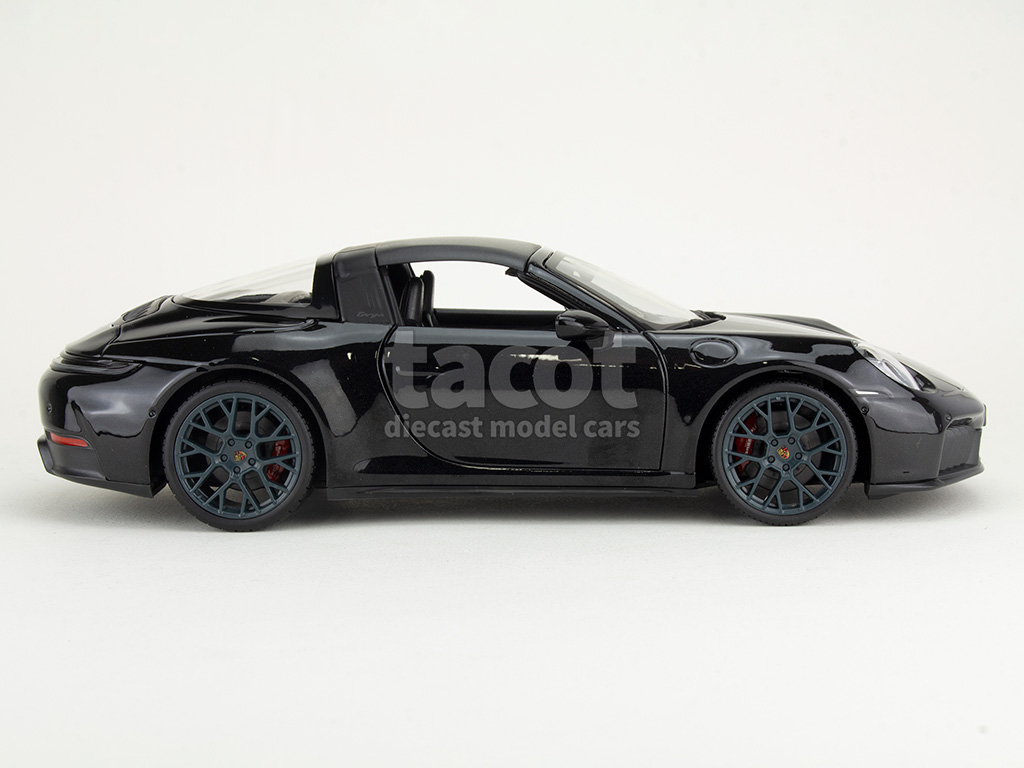106988 Porsche 911/992.2 Targa 4 GTS Hybrid 2025