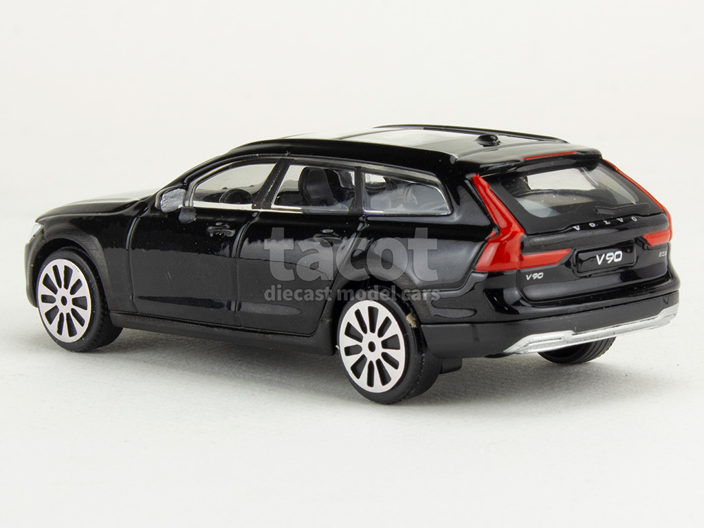 106991 Volvo V90 Cross Country