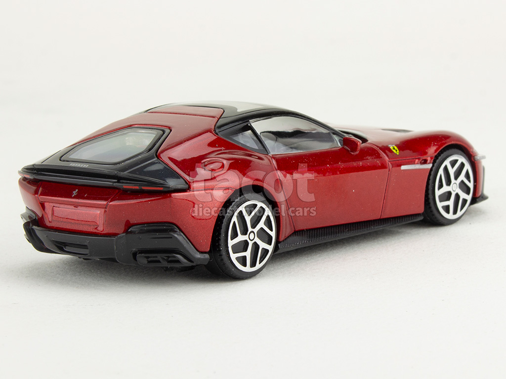 106993 Ferrari 12 Cilindri 2024