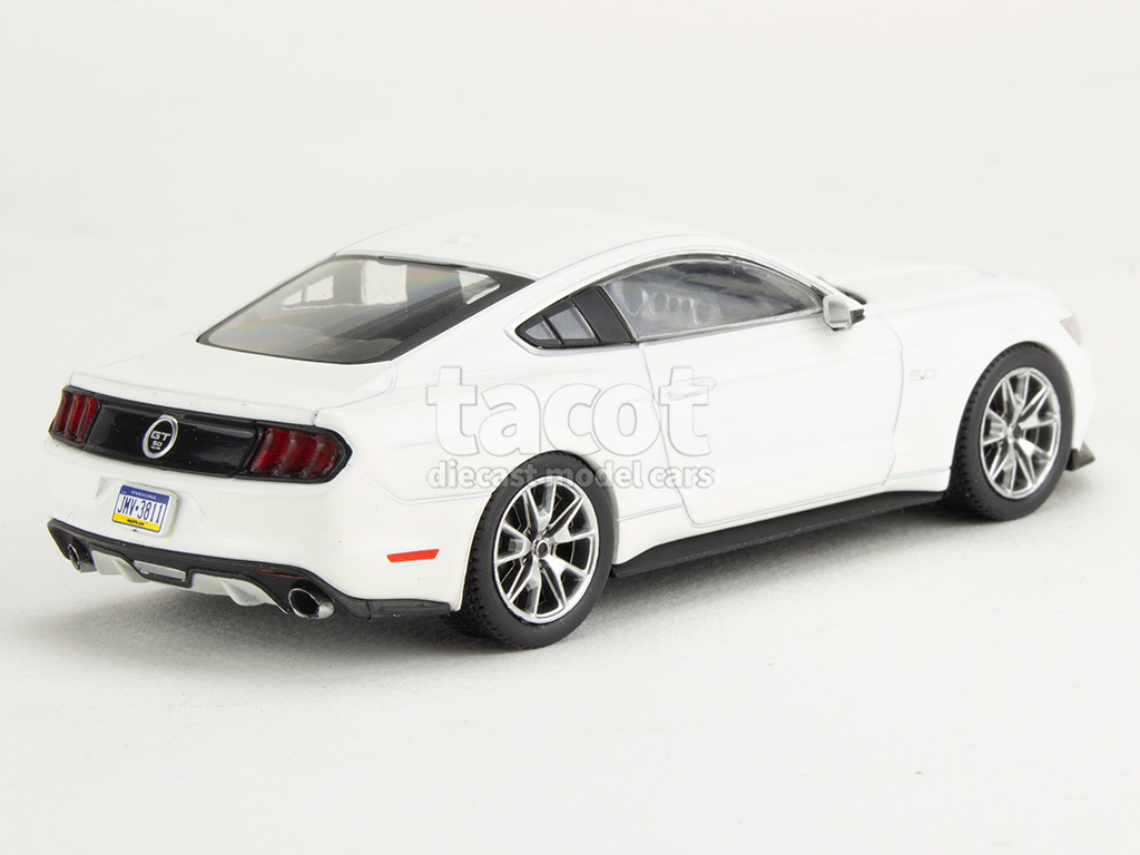 107009 Ford Mustang 50th Anniversary 2015
