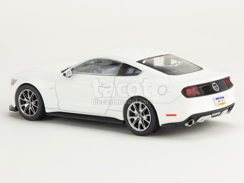 107009 Ford Mustang 50th Anniversary 2015