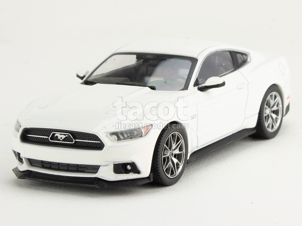 107009 Ford Mustang 50th Anniversary 2015