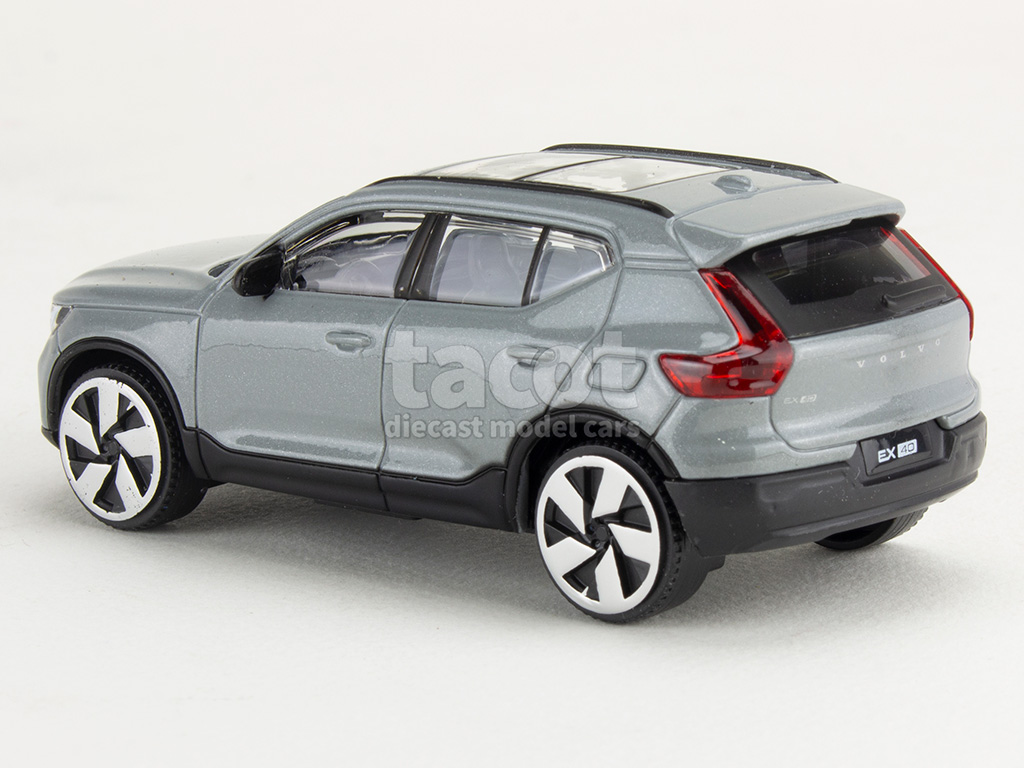 107049 Volvo EX40