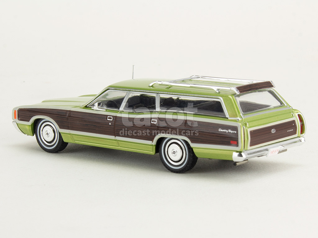 107087 Ford LTD Country Squire 1972