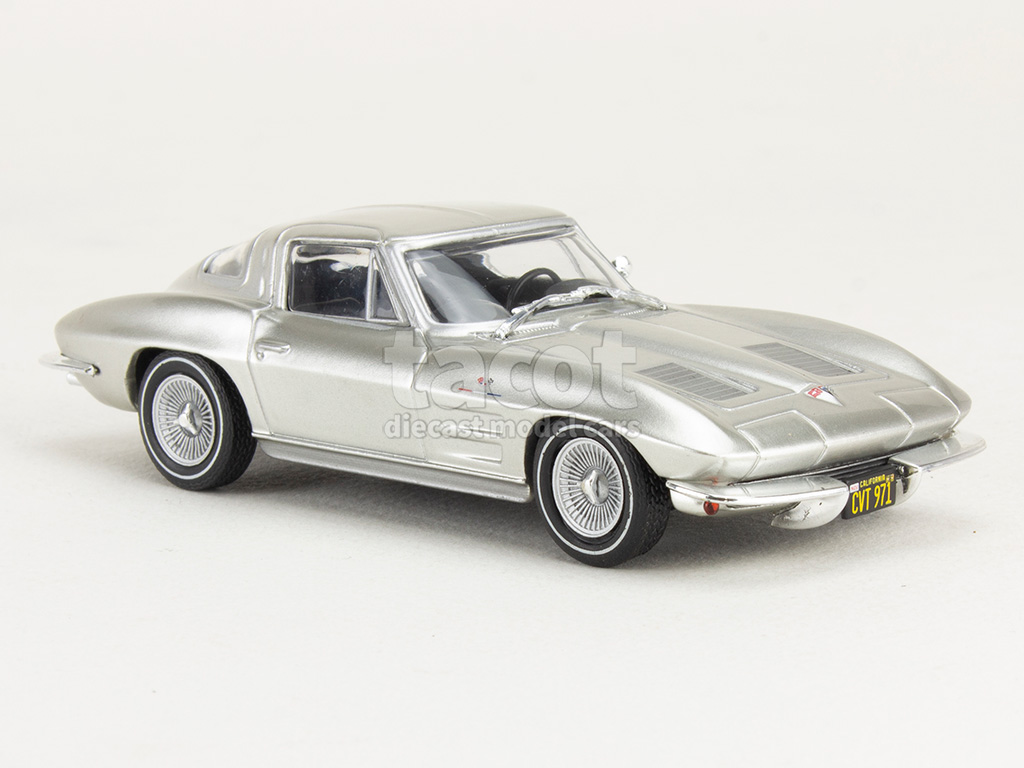 107136 Chevrolet Corvette Z06 Sting Ray 1963