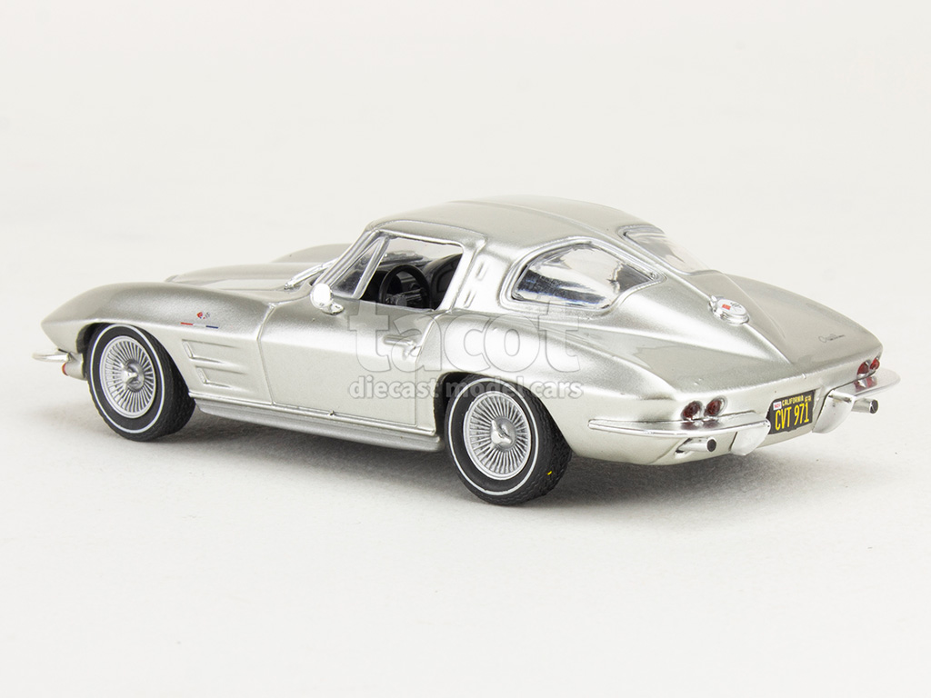 107136 Chevrolet Corvette Z06 Sting Ray 1963