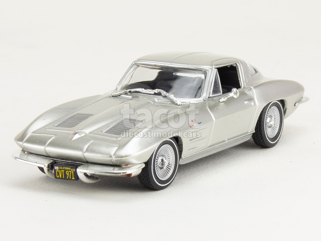 107136 Chevrolet Corvette Z06 Sting Ray 1963