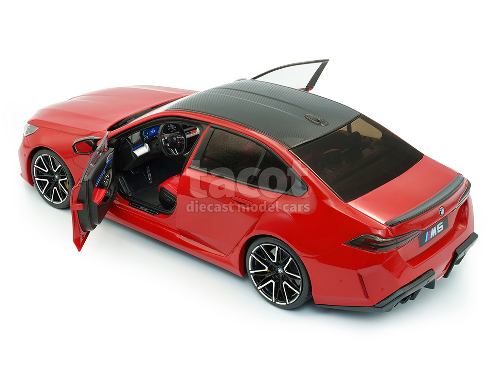 107165 BMW New M5/ G60 2025