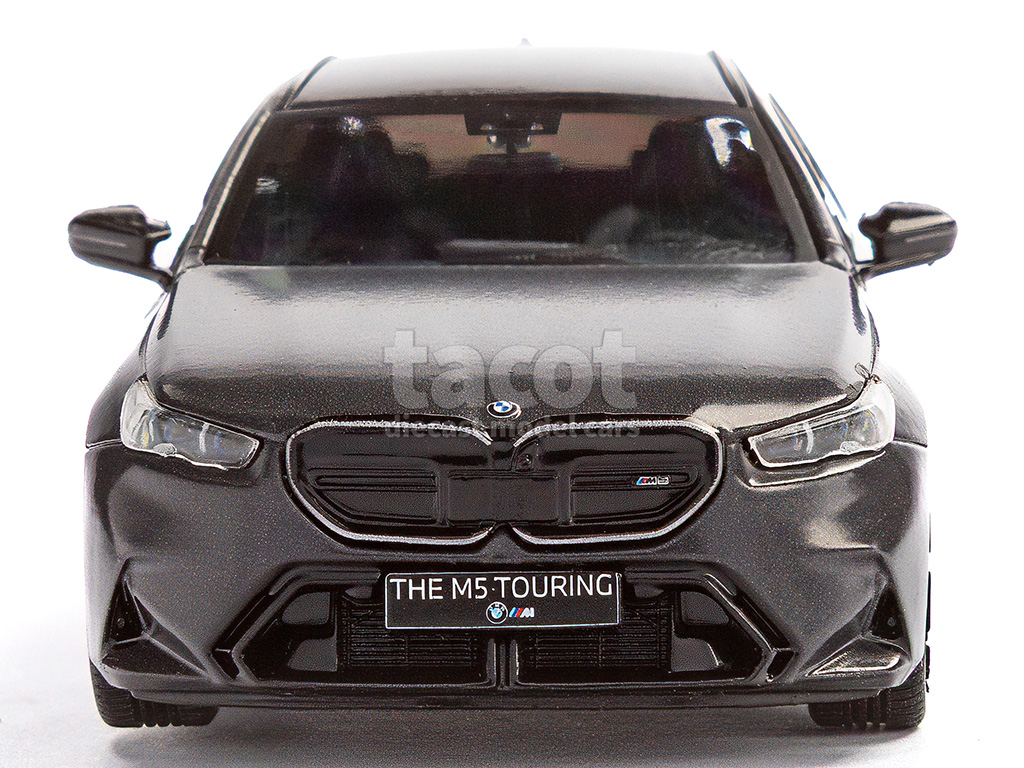 107174 BMW New M5 Touring/ G61 2024