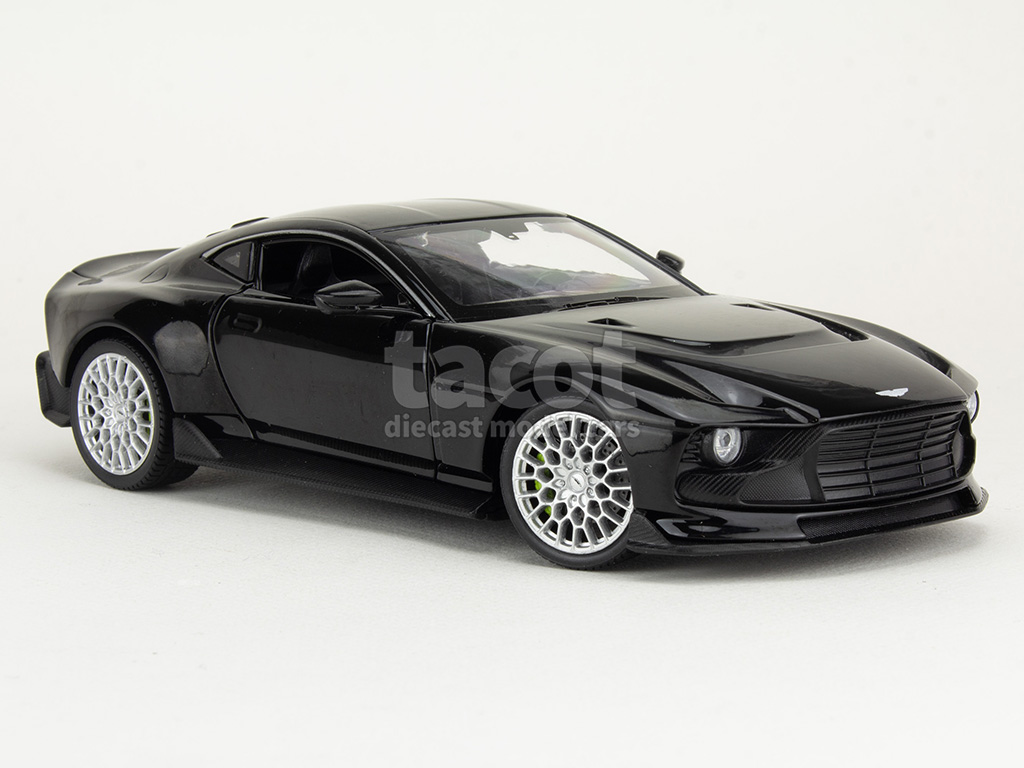 107187 Aston Martin Valour 2023