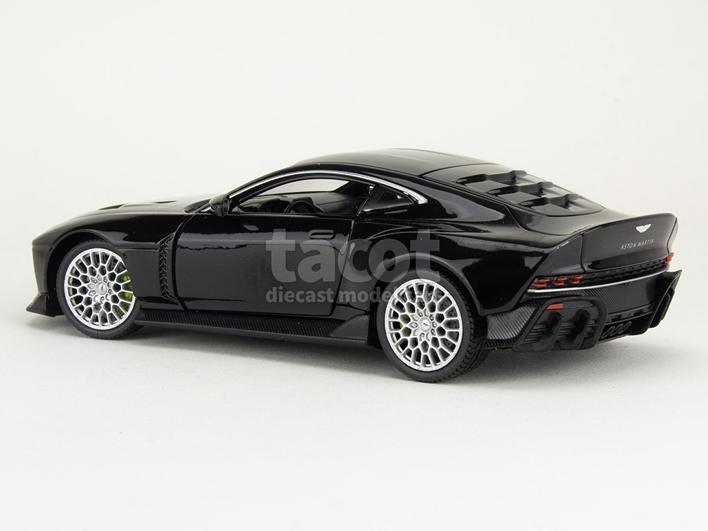 107187 Aston Martin Valour 2023