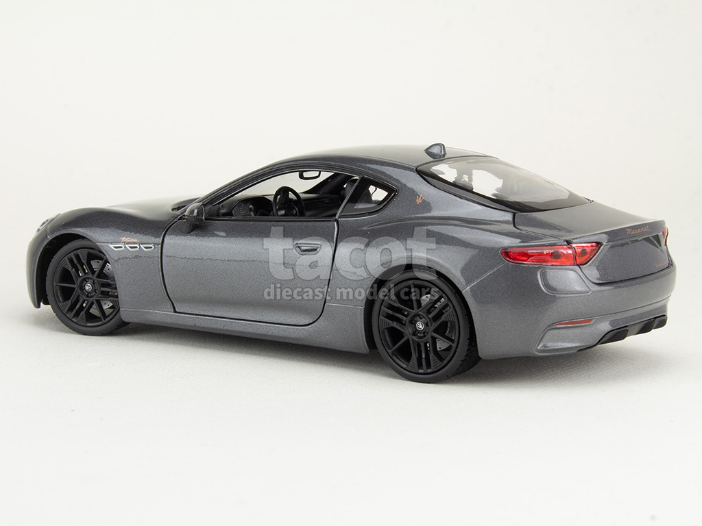 107191 Maserati GranTurismo Folgore 2023