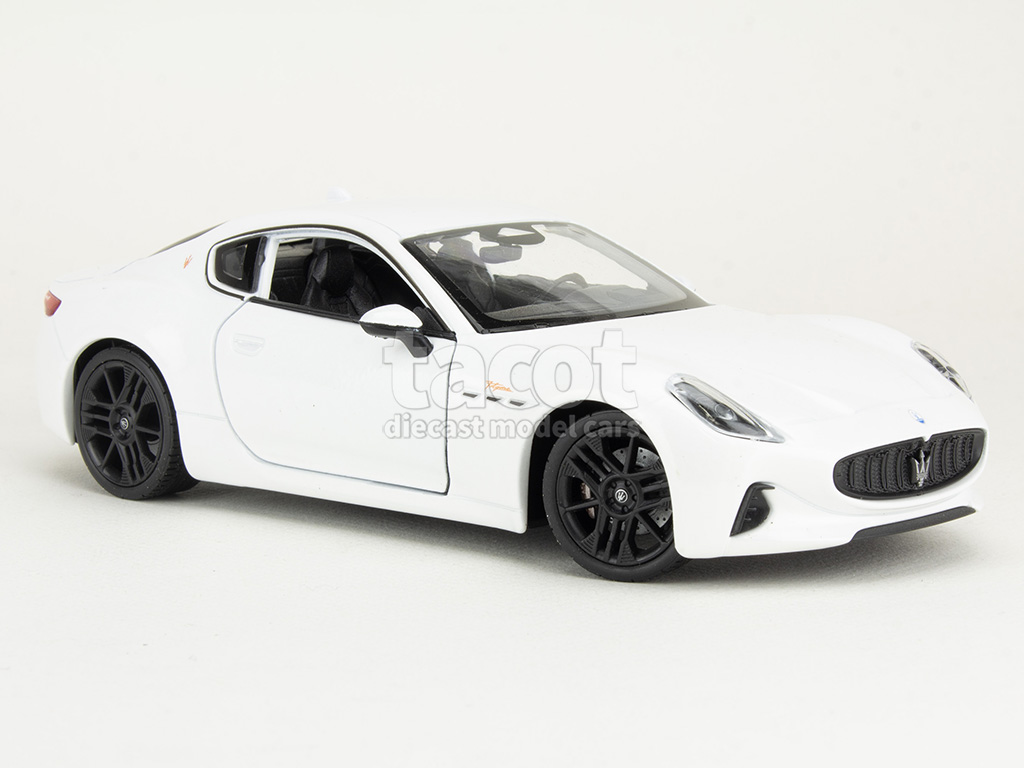 107193 Maserati GranTurismo Folgore 2023