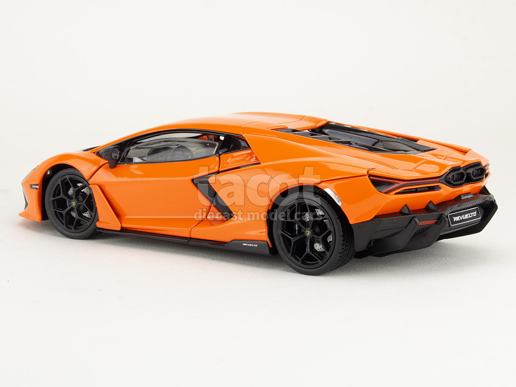 107194 Lamborghini Revuelto 2024